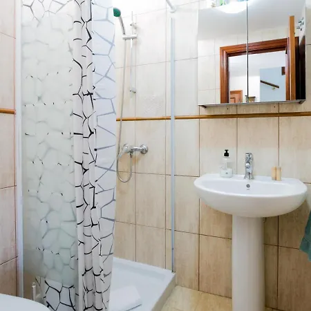 Holiday House Roque Del Este *